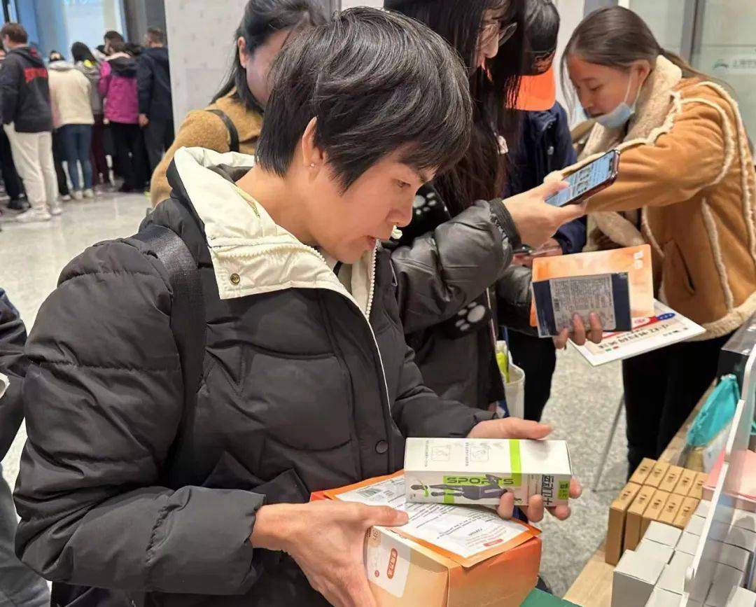 动健康燃动 2024中国田径跑者科普讲堂！球王会云南白药泰邦运动卫士：全方位赋能
